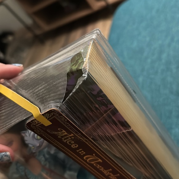 2007 Barbie Silver Label Alice in Wonderland - Picture 6 of 7